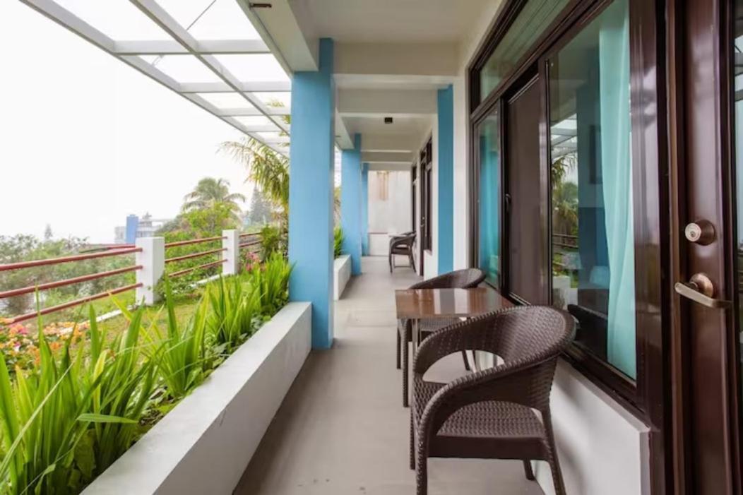 Готель Casa Noah Tagaytay City Екстер'єр фото