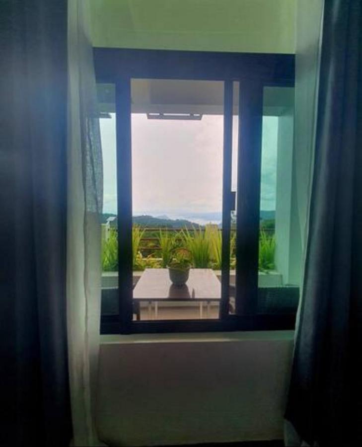 Готель Casa Noah Tagaytay City Екстер'єр фото